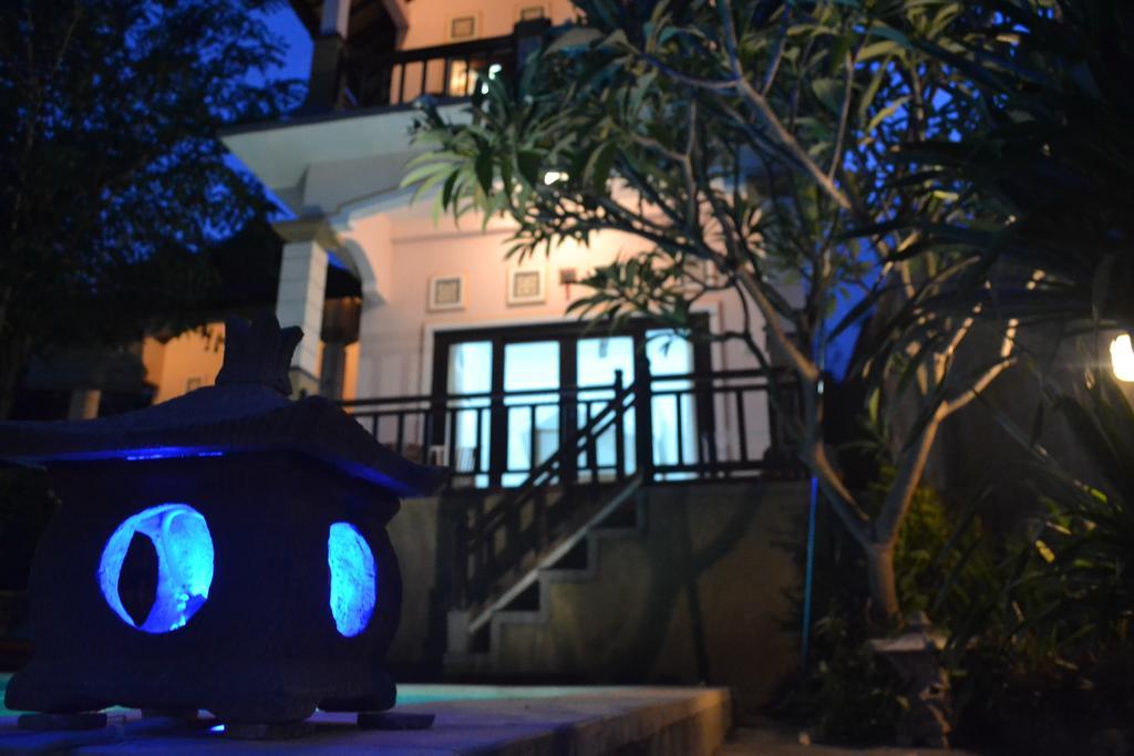 Acarya Bungalows Amed Hotel Exterior photo